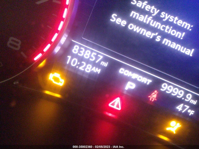 WA1AHAF78HD038288 Audi Q7 PREMIUM