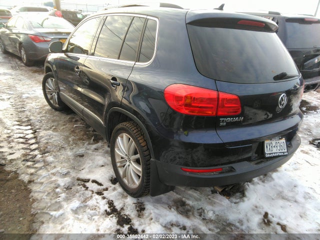 2016 Volkswagen Tiguan, VIN: WVGBV7AX9GW573528