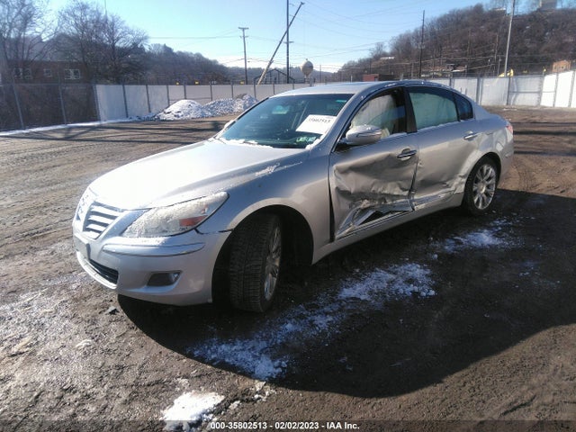 2009 HYUNDAI GENESIS VIN: KMHGC46E29U043689