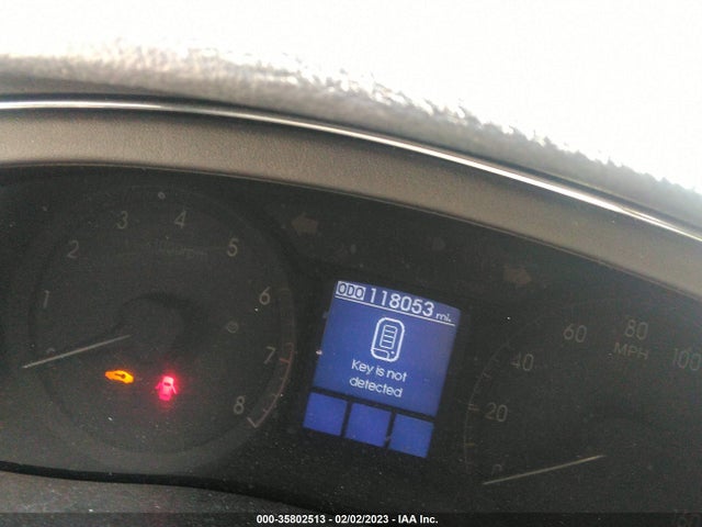 2009 HYUNDAI GENESIS VIN: KMHGC46E29U043689