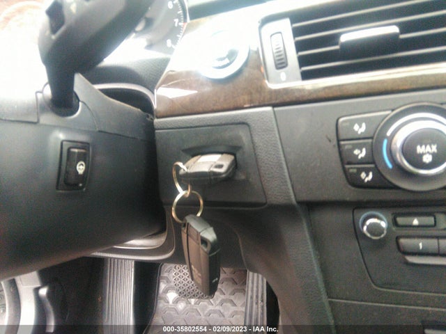 BMW 328 2010 WBAWV5C52AP081525 Image 3