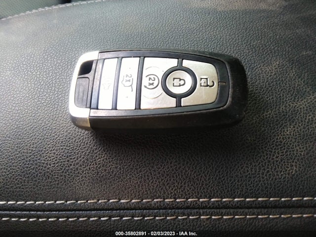 2020 Ford Escape, VIN: 1FMCU9BZ8LUB63425