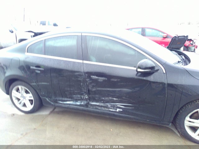 2015 Volvo S60, VIN: YV140MFK0F1351926