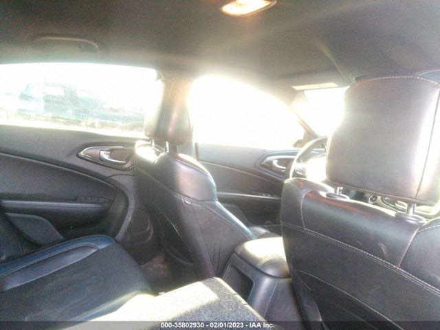 2016 Chrysler 200, VIN: 1C3CCCBBXGN173546