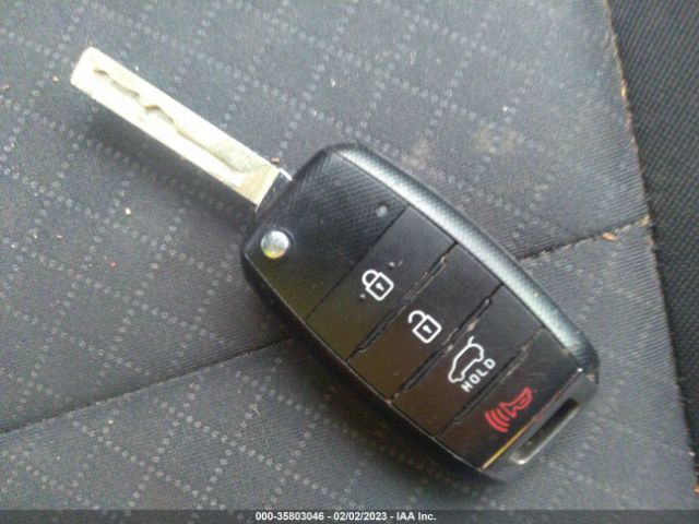 5XYPGDA37GG066351 KIA SORENTO LX