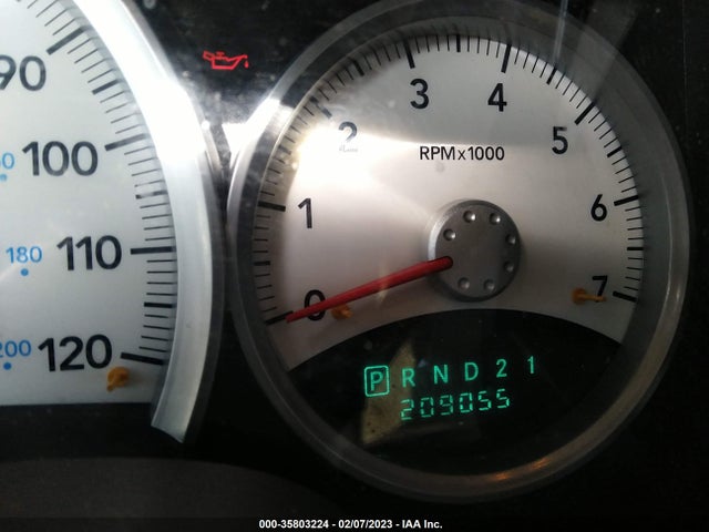 2005 DODGE DURANGO SLT VIN: 1D4HD48N05F565886