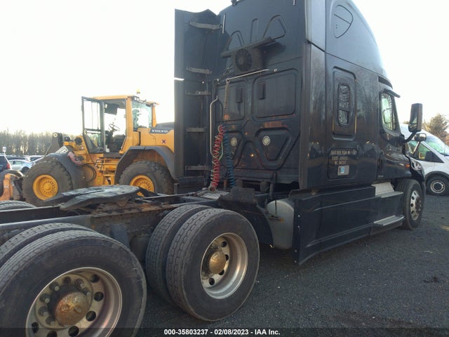 2017 FREIGHTLINER CASCADIA 125 VIN: 3AKJGLDR5HSJB3150