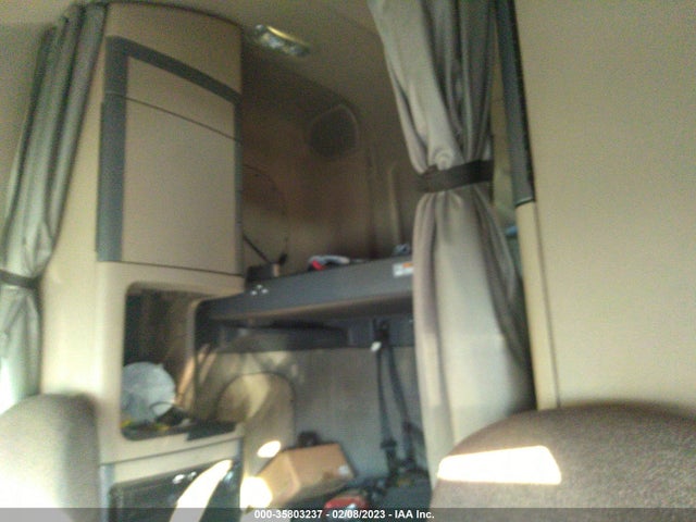 2017 FREIGHTLINER CASCADIA 125 VIN: 3AKJGLDR5HSJB3150
