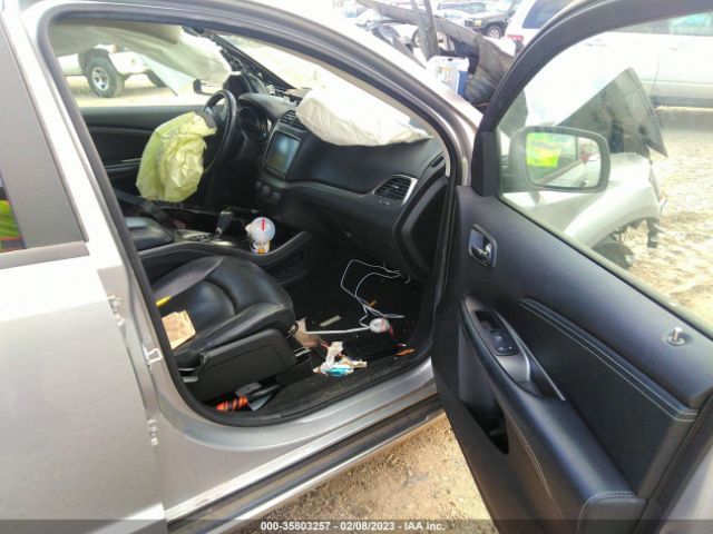3C4PDCGG1JT500714 Dodge Journey Crossroad
