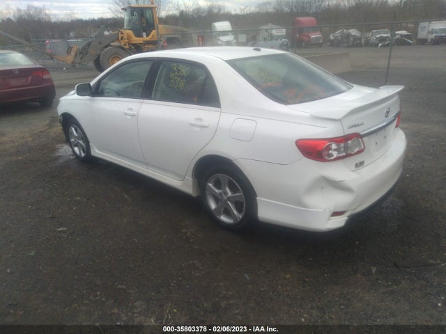 2011 TOYOTA COROLLA L/LE/S VIN: 2T1BU4EE1BC704127