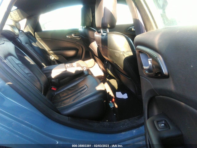 1C3CCCDG9FN656579 Chrysler 200 S