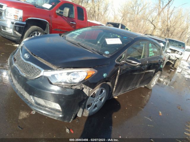 KNAFK5A80G5606060 KIA Forte 5-door Lx