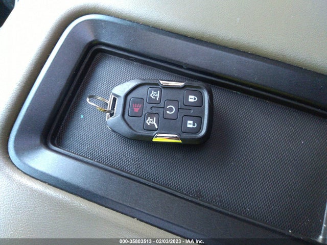 GMC YUKON SLT 2018 1GKS2BKC4JR337102 Image 3