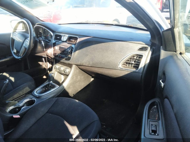 1C3CCBBG8DN533897 Chrysler 200 Touring