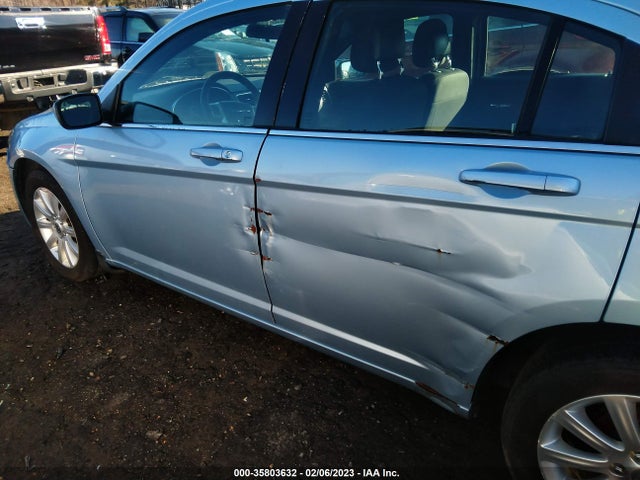 1C3CCBBG8DN533897 Chrysler 200 Touring