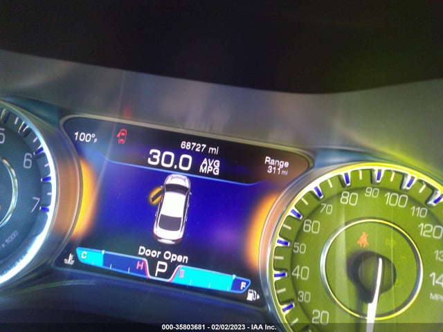 Chrysler 200 C 2015 1C3CCCCG4FN727902 Image 8