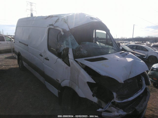 2013 MERCEDES-BENZ SPRINTER CARGO VANS VIN: WD3PE8CC2D5742892