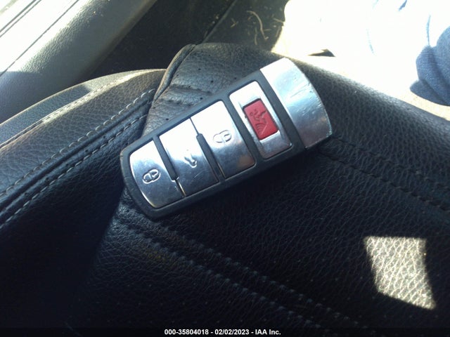 Volkswagen CC 2009 WVWNL73C39E537117 Image 3
