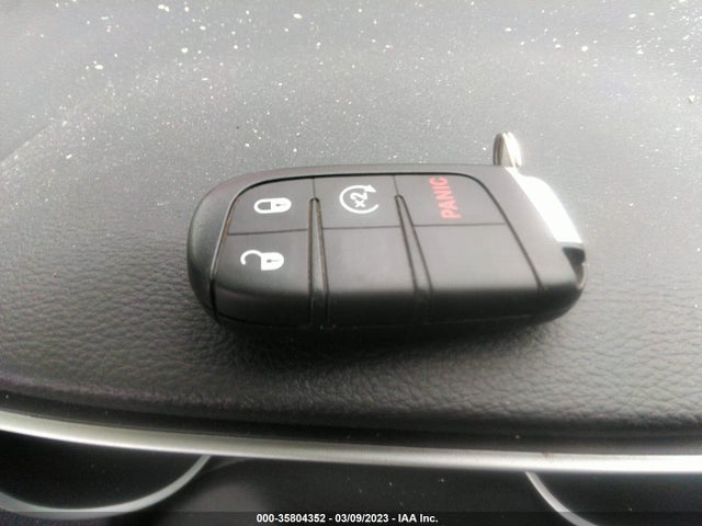 2019 JEEP COMPASS LIMITED VIN: 3C4NJDCB4KT707180