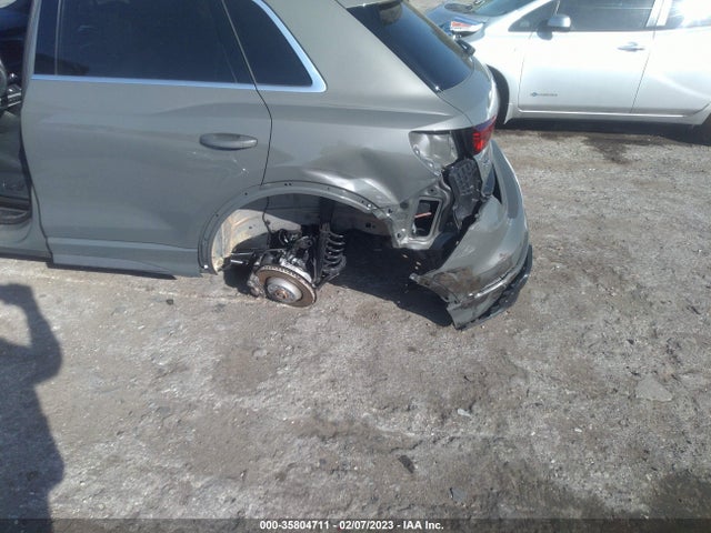 WA1DECF33N1067368 Audi Q3 S Line Premium