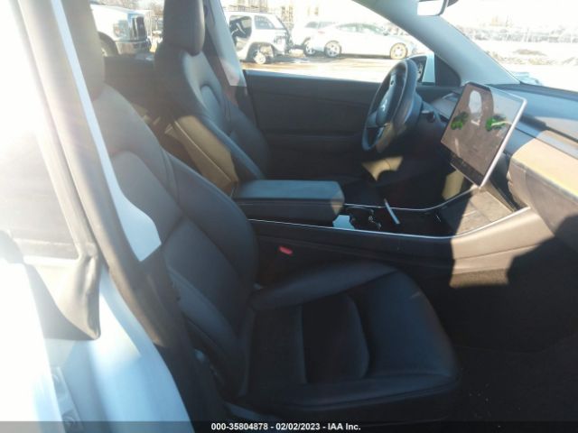 5YJYGDEE5MF082633 Tesla Model Y