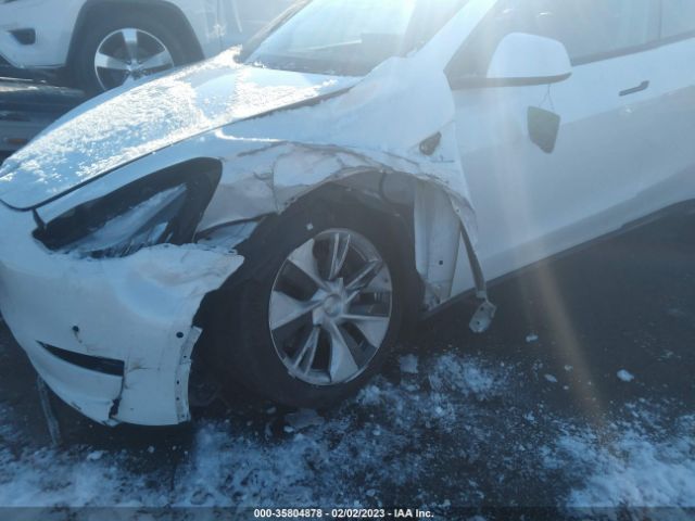 5YJYGDEE5MF082633 Tesla Model Y