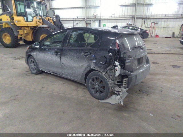 Toyota PRIUS C 2016 JTDKDTB3XG1115263 Image 4