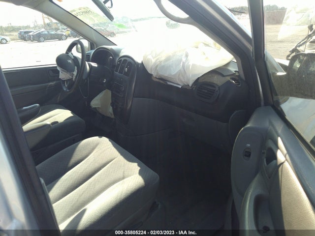 2005 DODGE GRAND CARAVAN SXT VIN: 2D4GP44L95R529288