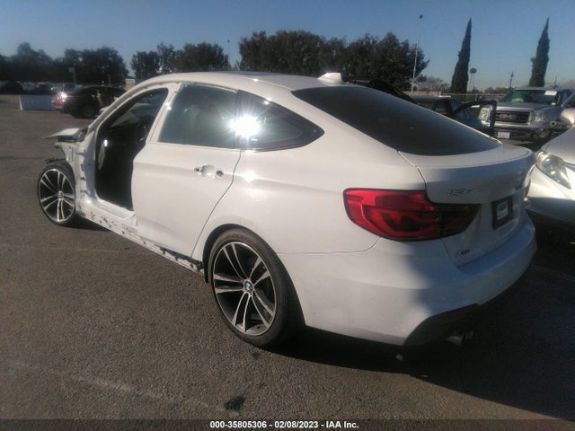 2017 BMW 3 Series, VIN: WBA8Z9C34HG453461