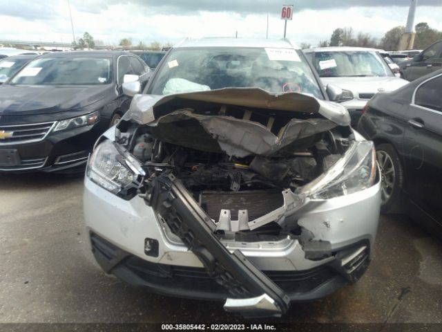 3N1CP5CU9JL524498 Nissan KICKS SV