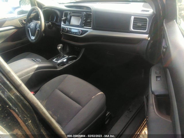 2019 Toyota Highlander, VIN: 5TDBGRFH5KS057252