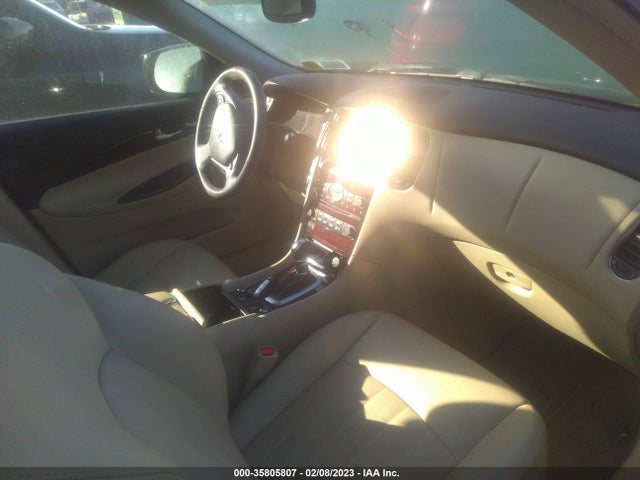 2016 Infiniti QX50, VIN: JN1BJ0RRXGM271404