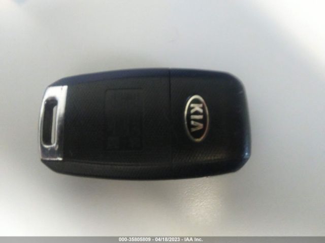 5XXGT4L31JG235042 KIA Optima Lx