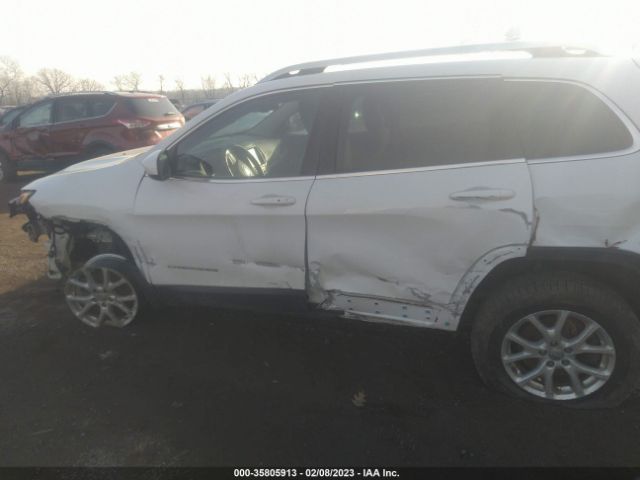 1C4PJMCS6FW576875 Jeep Cherokee Latitude