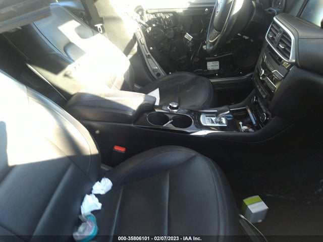 2017 Infiniti QX30, VIN: SJKCH5CR8HA038432
