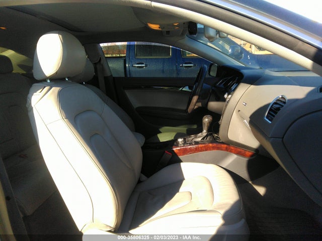 2011 AUDI A5 2.0T PRESTIGE VIN: WAUVFAFR4BA034744