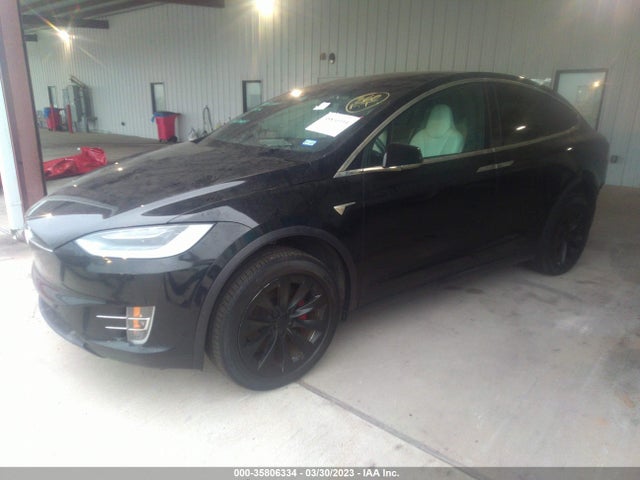 35806334 :رقم المزاد ، 5YJXCDE43KF186128 vin ، 2019 Tesla Model X P100d/performance مزاد بيع