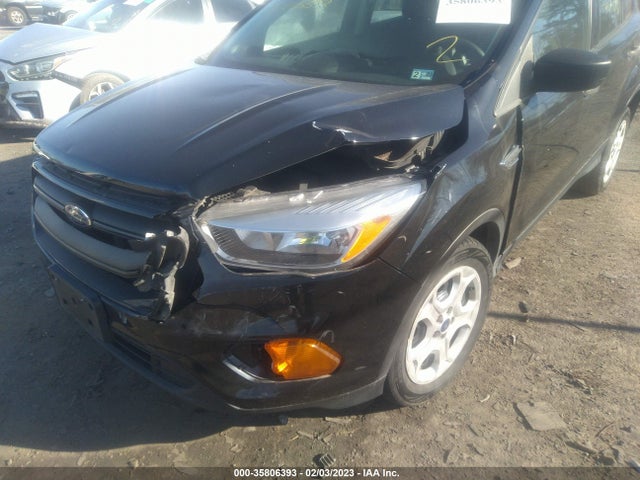 2017 Ford Escape, VIN: 1FMCU0F77HUB37314