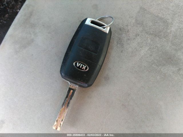 5XXGM4A76EG292409 KIA Optima Lx