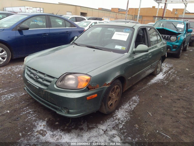 2005 HYUNDAI ACCENT GLS VIN: KMHCG45C35U609324