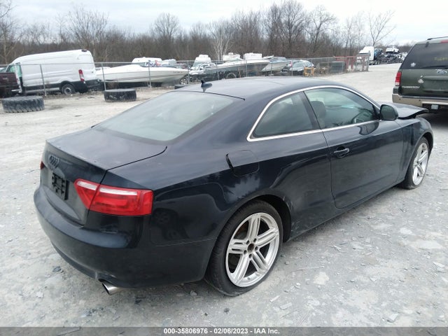 Audi A5 2009 WAUDK78T69A024889 Image 5