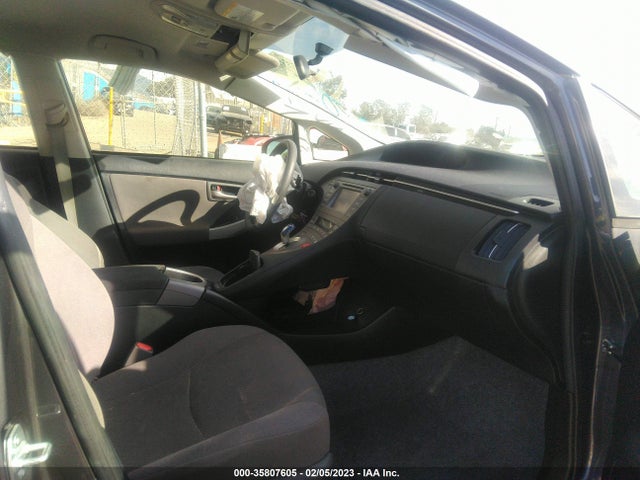 Toyota Prius Four 2015 JTDKN3DU3F1999404 Image 5