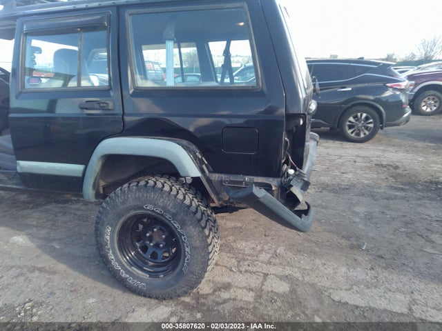 1998 JEEP CHEROKEE SPORT/CLASSIC VIN: 1J4FJ68S8WL281045