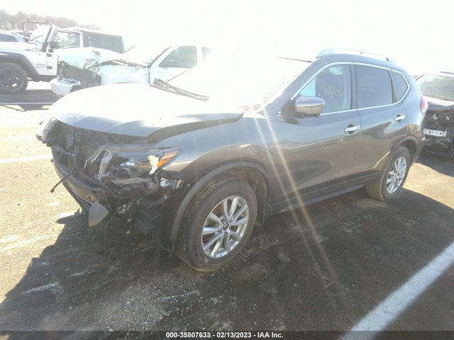 2018 NISSAN ROGUE SV VIN: KNMAT2MV5JP534584