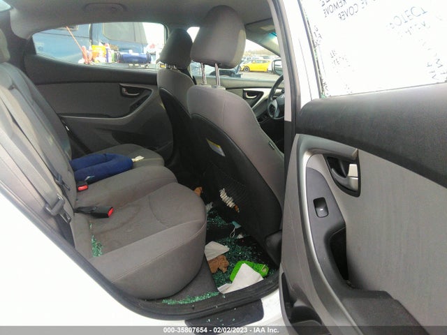2015 Hyundai Elantra, VIN: 5NPDH4AE0FH574167