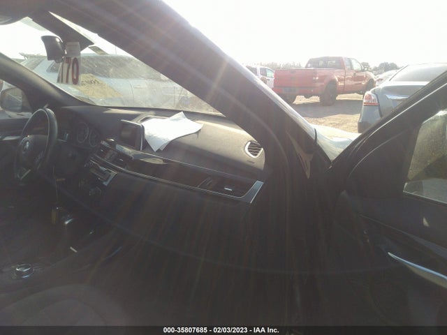 2016 BMW X1, VIN: WBXHT3Z32G4A48889