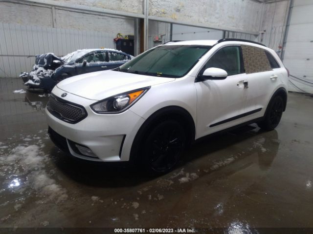 KNDCC3LC1K5250882 KIA Niro S Touring