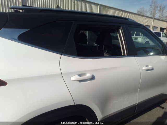 KNDEUCA24M7102815 KIA SELTOS S