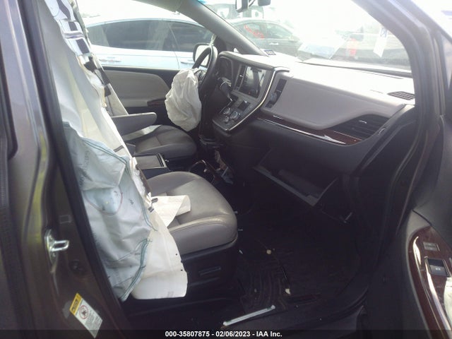 2015 Toyota Sienna, VIN: 5TDYK3DC6FS565622