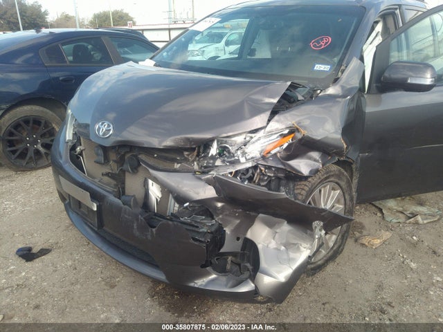 2015 Toyota Sienna, VIN: 5TDYK3DC6FS565622